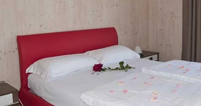 Aparthotel Georesort Tremosine Italy