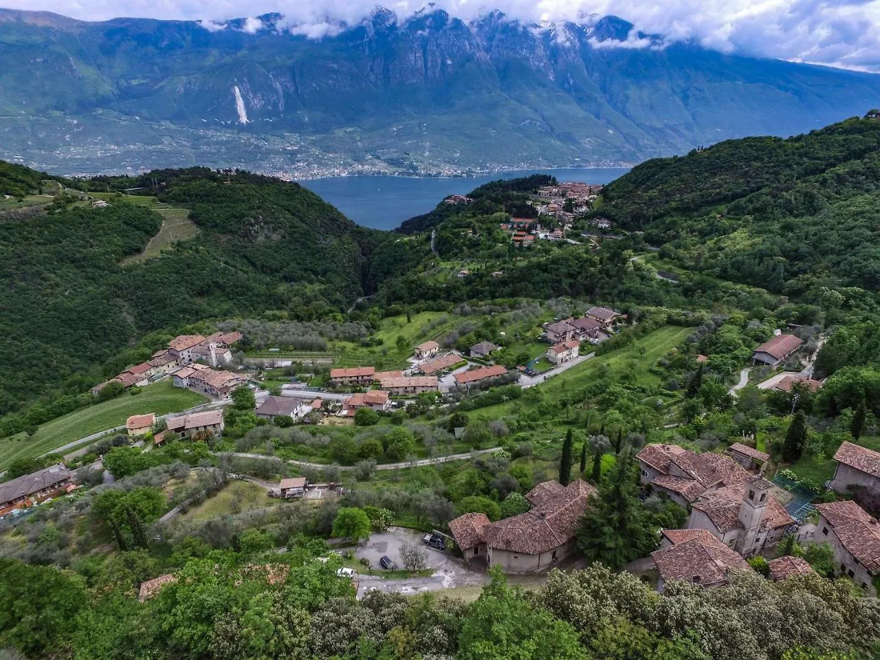 Aparthotel Georesort Tremosine