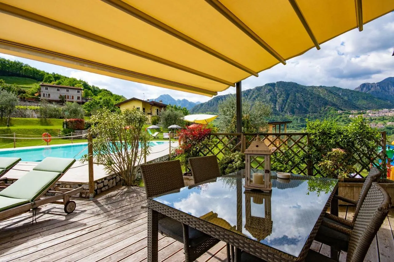 Aparthotel Georesort Tremosine Italy